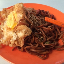 【金鱼村】经济米粉面加煎鸡蛋